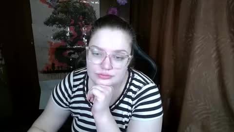 Teasing Dora online show from 03/19/26, 05:55