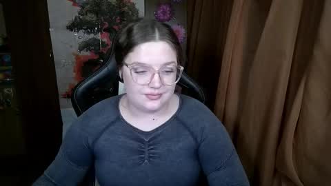 Teasing Dora online show from 04/17/26, 08:23