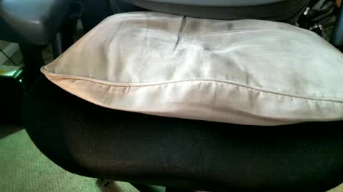 Snapshot of techloot chatting on 12/03/24, 05:23 techloot online show from 12/03/24, 05:23