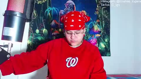 Charlee He online show from 06/17/26, 01:19