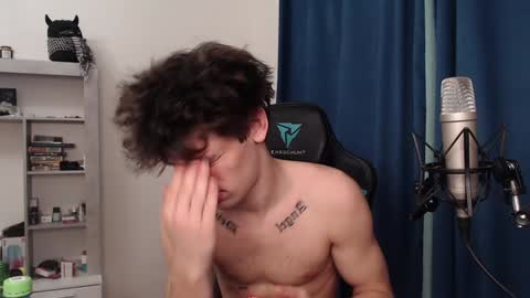 Teddy online show from 12/18/24, 03:55