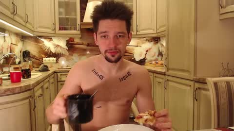 Teddy online show from 03/07/25, 03:19