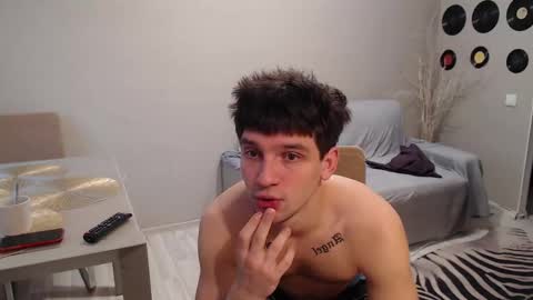 Teddy online show from 10/08/25, 08:56