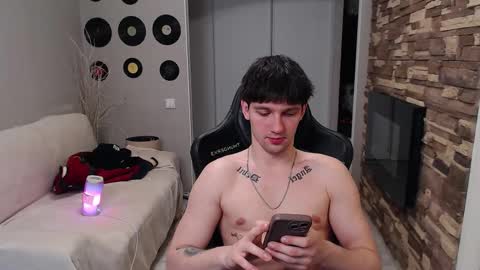 Teddy online show from 03/09/26, 01:04