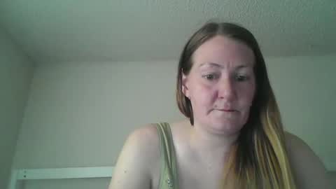 Snapshot of teddymilf chatting on 05/13/26, 06:49 SweetStephanie online show from 05/13/26, 06:49
