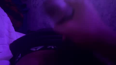 Snapshot of tediibear22 chatting on 11/03/25, 02:40 tediibear22 online show from 11/03/25, 02:40