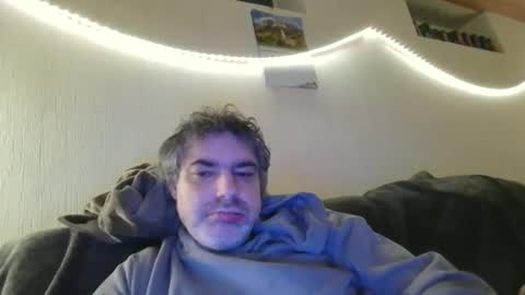 Peter online show from 12/19/25, 06:09