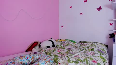 Amy No penetration Virgiin giirl online show from 12/19/24, 09:38