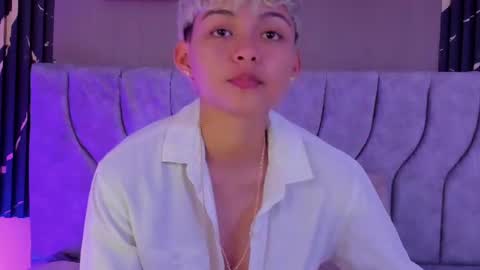 Snapshot of tefi_meow_ chatting on 06/21/26, 11:57 Estefani online show from 06/21/26, 11:57