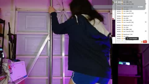 Snapshot of teheepyhalfling chatting on 01/09/25, 11:25 Narice online show from 01/09/25, 11:25