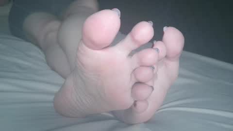 Viv West online show from 03/08/25, 03:17