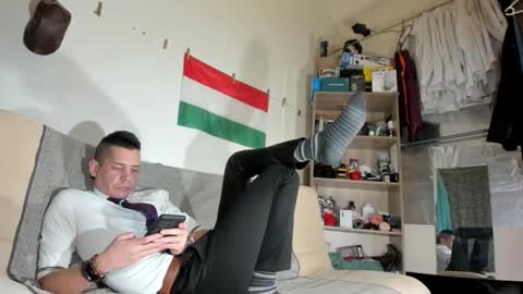 Virg Lszl online show from 01/16/26, 04:33