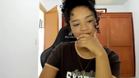 Snapshot of teles10 chatting on 02/17/25, 03:09 Teles2023 online show from 02/17/25, 03:09