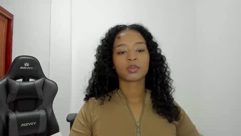 Snapshot of teles10 chatting on 09/14/25, 09:25 Teles2023 online show from 09/14/25, 09:25