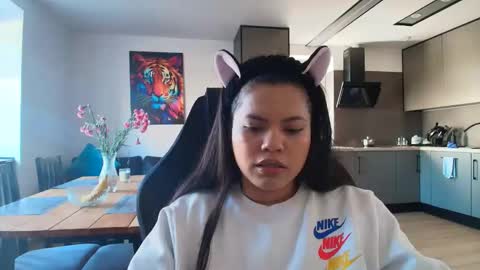 Amazing SALOME online show from 11/06/25, 08:04