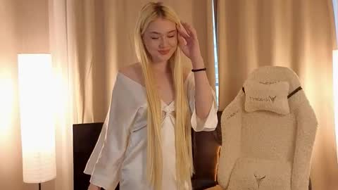 Sofia online show from 09/20/25, 02:18