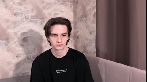 Tema online show from 03/25/26, 02:45