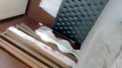 Snapshot of temptationofsex chatting on 02/02/25, 10:02 EVA GLASSCOTT online show from 02/02/25, 10:02