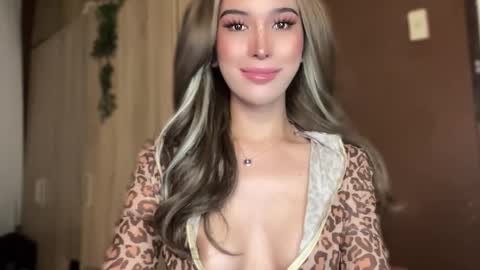 Snapshot of temptationofsex chatting on 03/11/25, 12:33 EVA GLASSCOTT online show from 03/11/25, 12:33