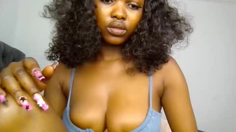 tiah online show from 01/05/26, 05:27