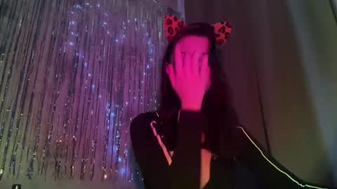 temptingvision online show from 12/21/25, 10:11