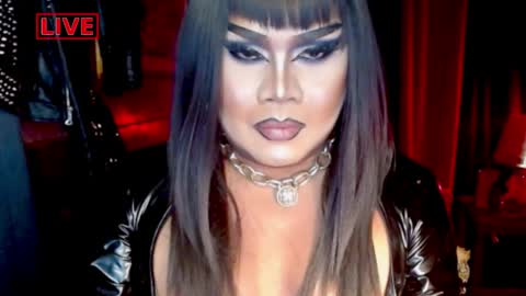Snapshot of temptress_cocoxxx chatting on 04/21/26, 08:23 Mistress Coco online show from 04/21/26, 08:23