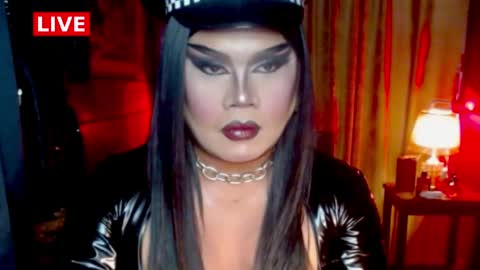 Snapshot of temptress_cocoxxx chatting on 05/03/26, 06:25 Mistress Coco online show from 05/03/26, 06:25