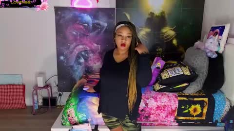 Snapshot of temptressbeauty24 chatting on 01/31/25, 11:35 Gaia online show from 01/31/25, 11:35