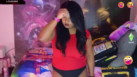 Snapshot of temptressbeauty24 chatting on 02/04/25, 06:36 Gaia online show from 02/04/25, 06:36