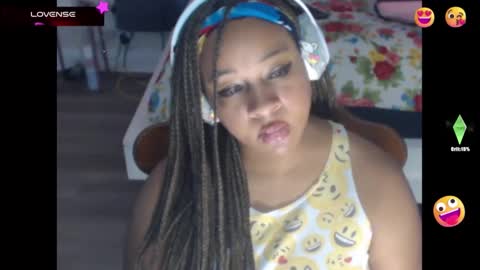 Snapshot of temptressbeauty24 chatting on 02/16/25, 08:33 Gaia online show from 02/16/25, 08:33