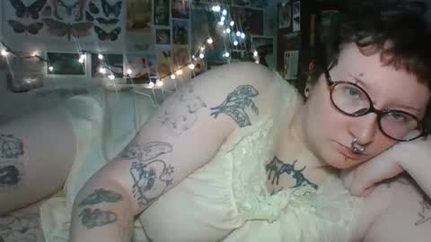 temptresschey444 online show from 03/05/26, 03:08