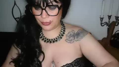 talia i m  french girl online show from 01/30/25, 04:55