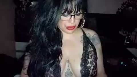 talia i m  french girl online show from 06/28/26, 09:59