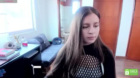 Snapshot of temptressweet chatting on 10/08/25, 08:39 Scar online show from 10/08/25, 08:39