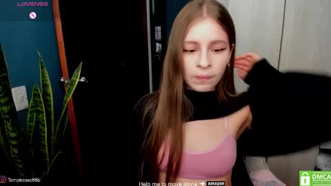 Snapshot of temptressweet chatting on 03/03/26, 08:37 Scar online show from 03/03/26, 08:37