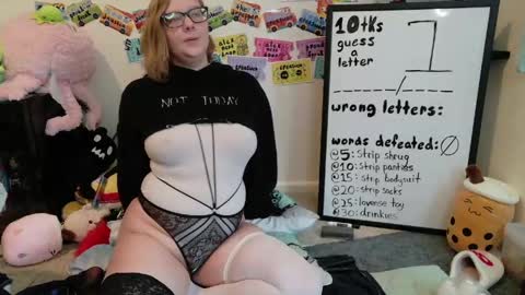 Snapshot of ten_tickle_pixie chatting on 05/07/26, 06:24 Pixie and Tentacle Overlord online show from 05/07/26, 06:24