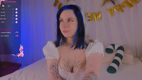  Sue  online show from 12/15/25, 10:08