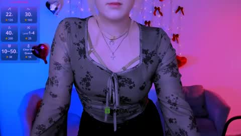 ur Louise online show from 04/15/26, 07:21