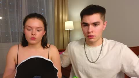 Snapshot of tenderlovesss chatting on 01/31/25, 03:44 Amanda and Kenny online show from 01/31/25, 03:44