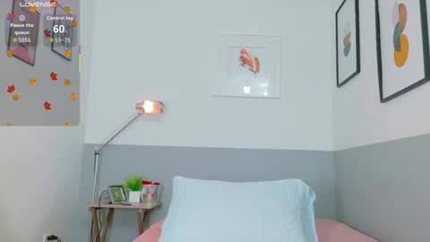 Snapshot of tendermommy chatting on 10/08/25, 12:25 Tatiana online show from 10/08/25, 12:25