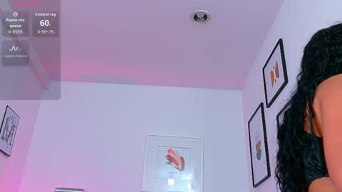 Snapshot of tendermommy chatting on 10/13/25, 12:16 Tatiana online show from 10/13/25, 12:16