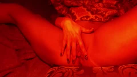 Snapshot of tendersinner chatting on 11/09/25, 06:44 tendersinner online show from 11/09/25, 06:44