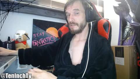 Ty online show from 10/13/25, 04:40