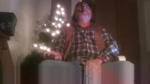 Tennredneck online show from 12/23/24, 04:55