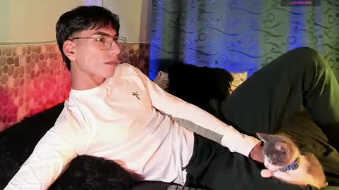 Snapshot of teo_369 chatting on 12/07/24, 06:15 Teo online show from 12/07/24, 06:15