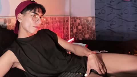 Snapshot of teo_369 chatting on 12/23/24, 10:01 Teo online show from 12/23/24, 10:01