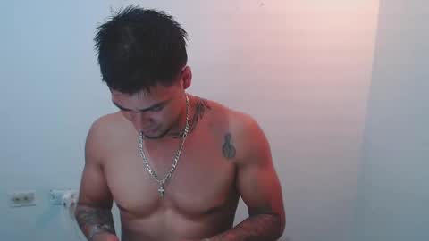 Snapshot of teo_rosa13 chatting on 01/31/25, 03:20 Mateo rosa online show from 01/31/25, 03:20