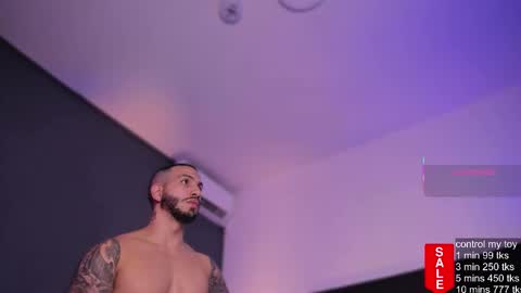 Teo Ferrer online show from 10/21/25, 08:42