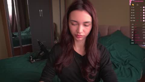 Teya online show from 11/04/25, 10:47