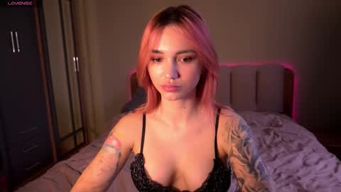 Teya online show from 02/27/26, 10:37